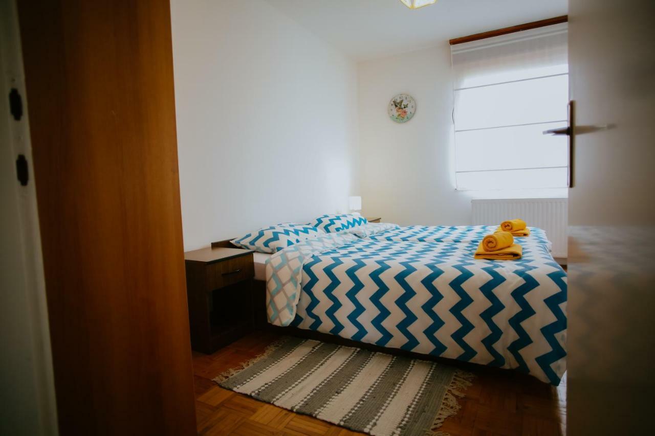 Petros Apartmani Vukovar Bagian luar foto